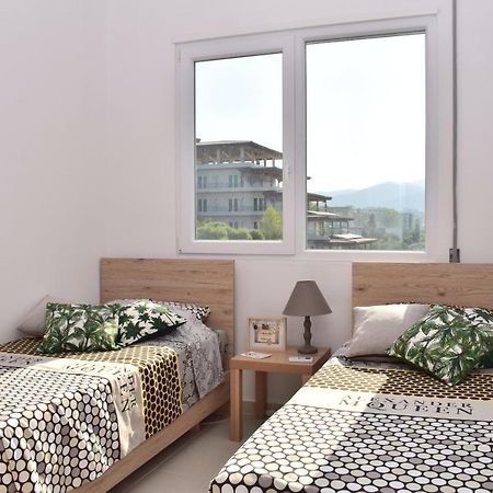 Sea View Apartment - 007 Влёра Экстерьер фото