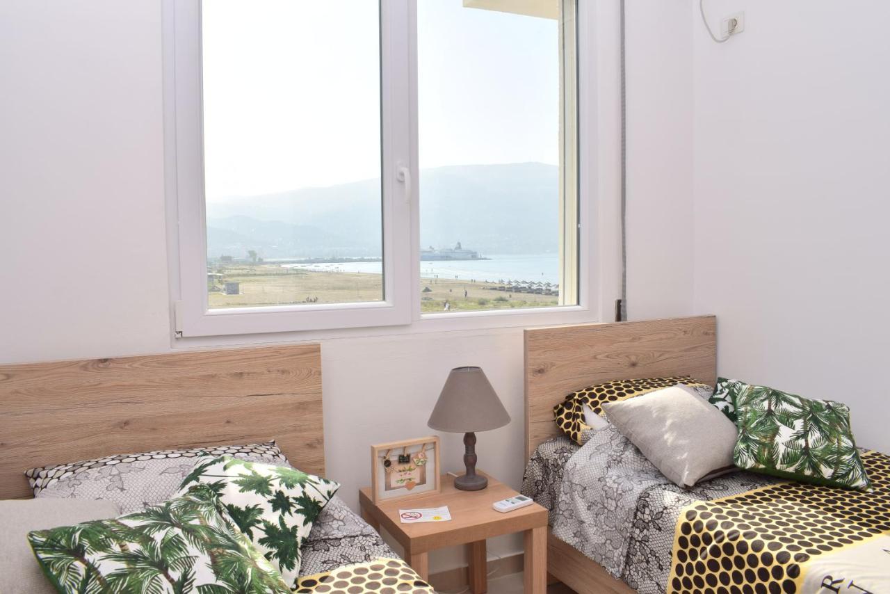 Sea View Apartment - 007 Влёра Экстерьер фото
